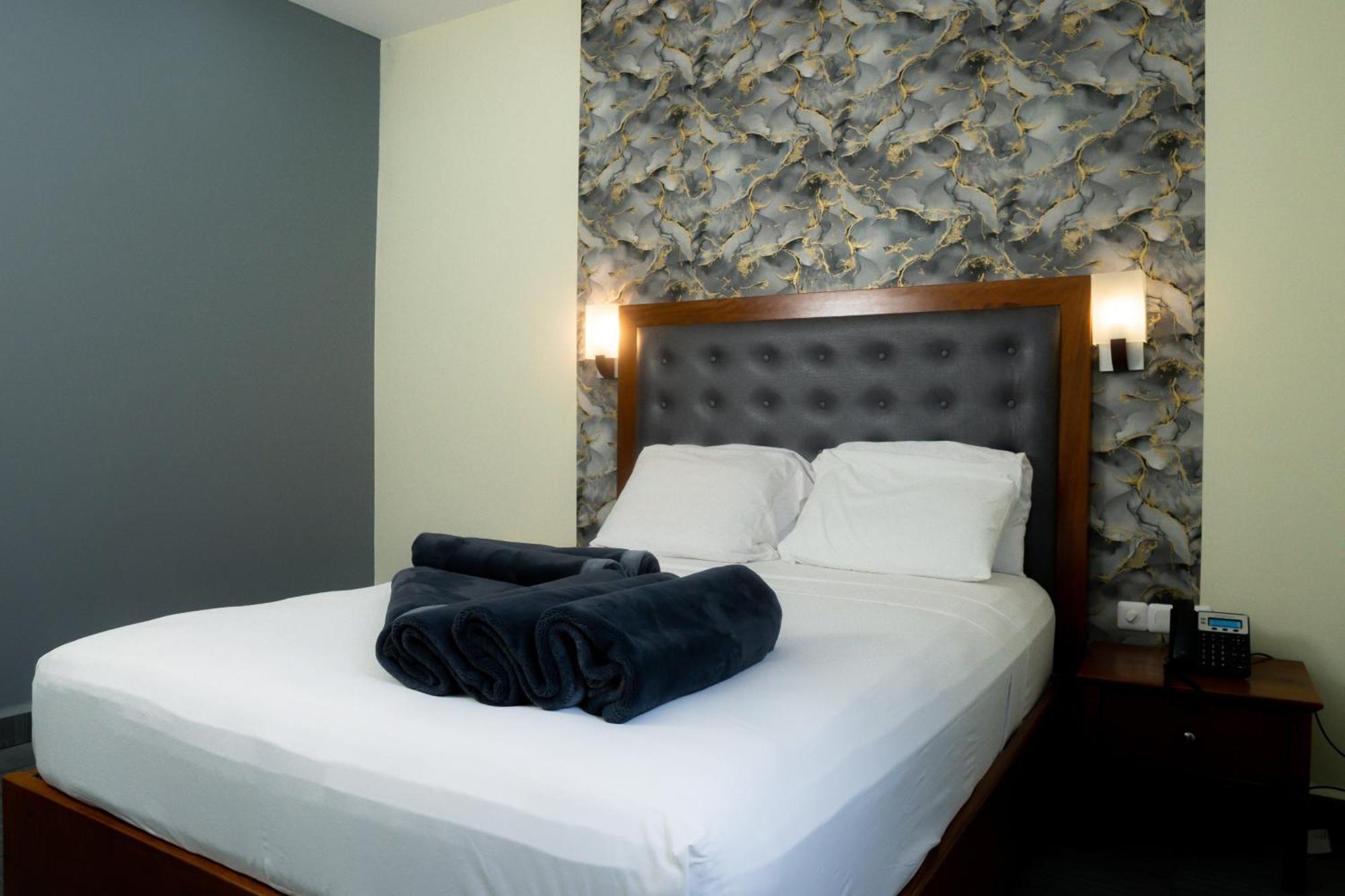 Cincinnati Hotel Yaounde Ngoại thất bức ảnh