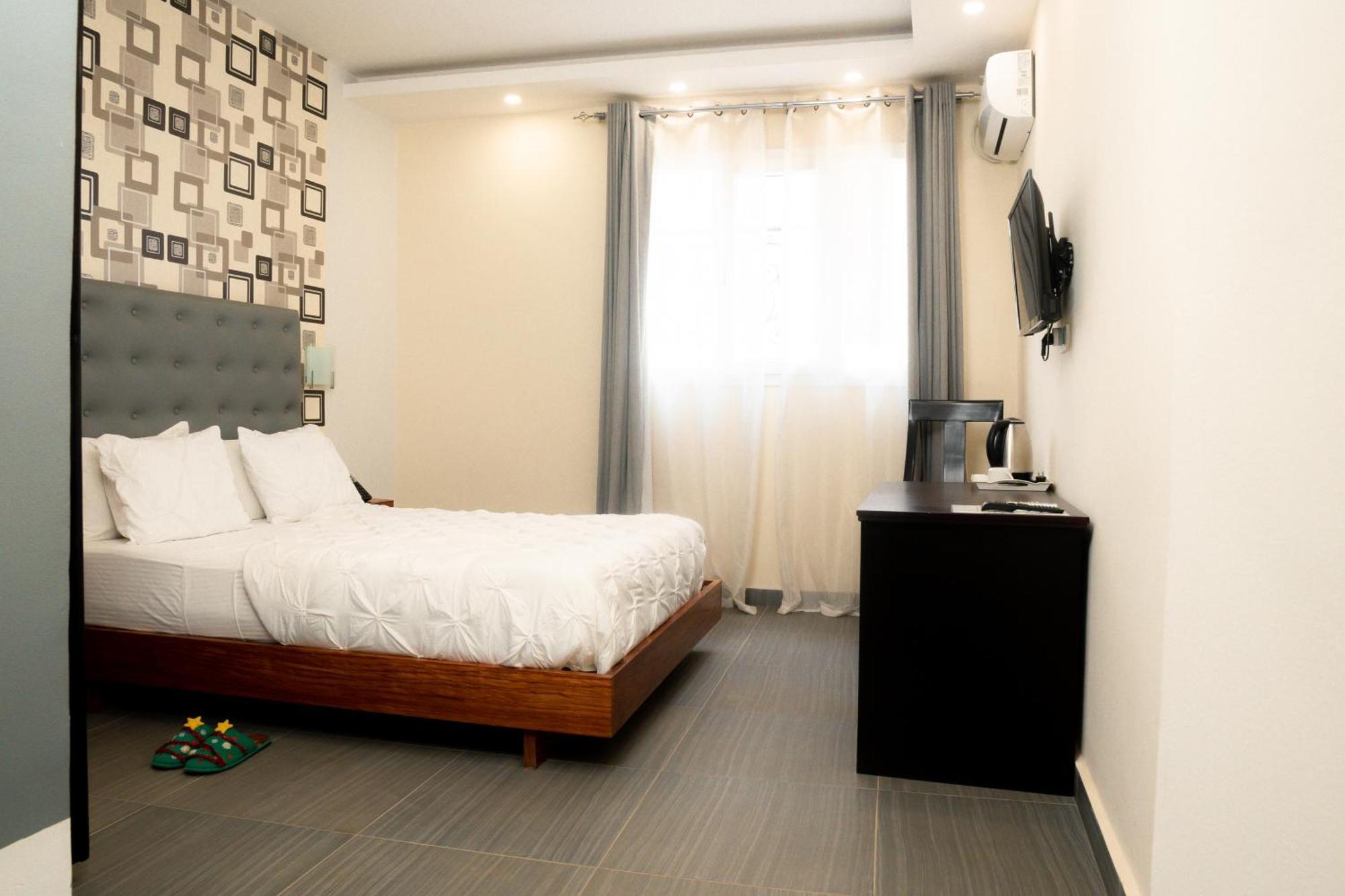 Cincinnati Hotel Yaounde Ngoại thất bức ảnh