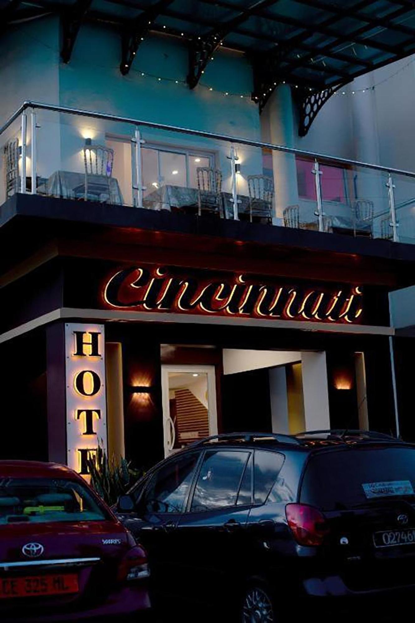 Cincinnati Hotel Yaounde Ngoại thất bức ảnh