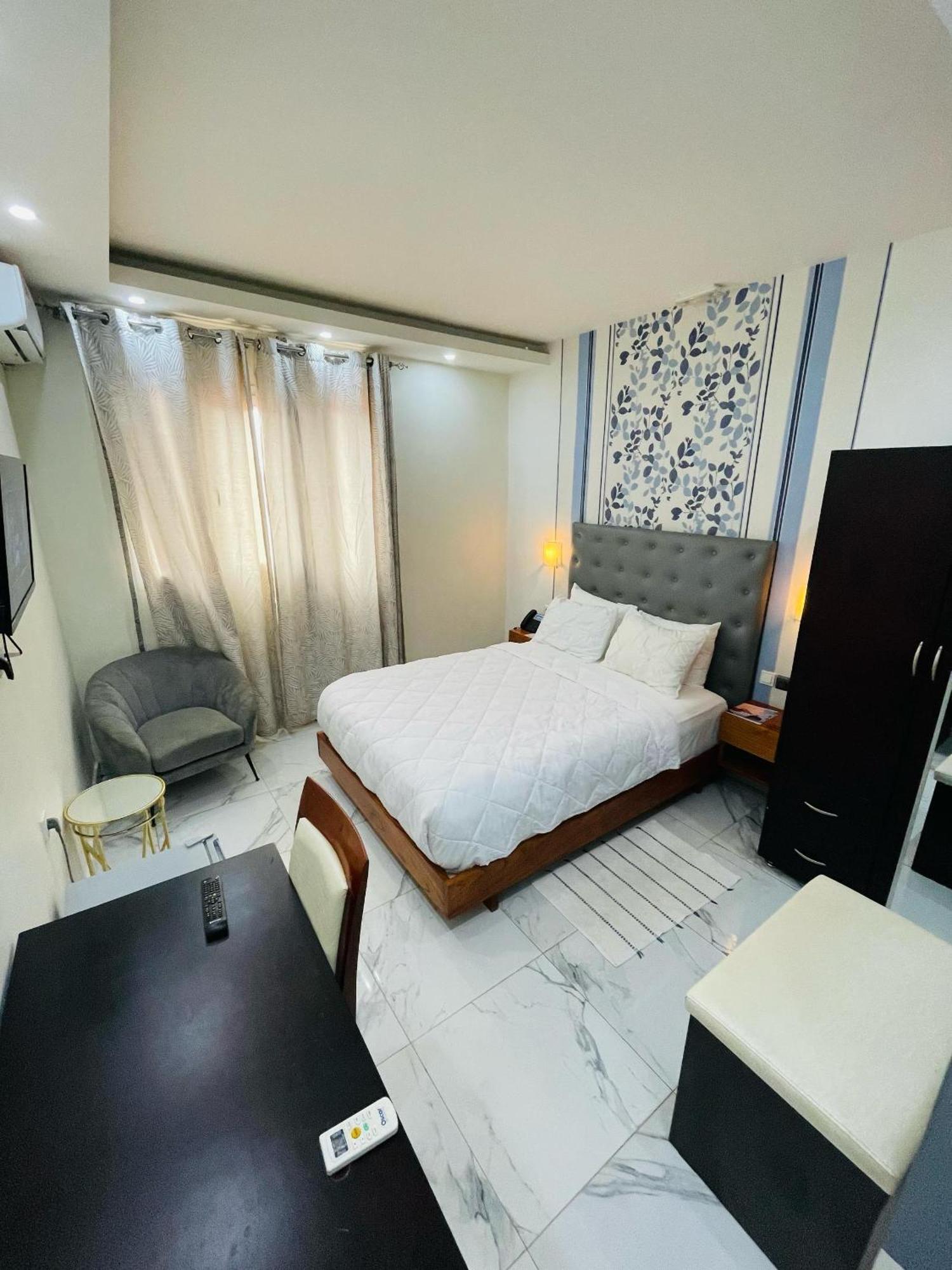 Cincinnati Hotel Yaounde Ngoại thất bức ảnh